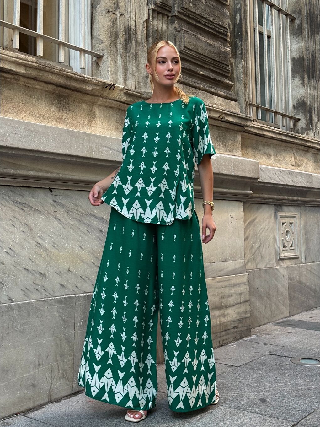 Yeşil Viskon Kumaş Desenli Bol Paça Alt Üst Takım-2