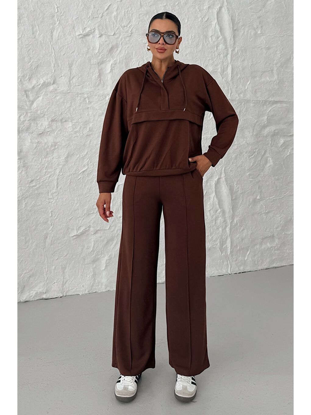 Kadın Kahverengi Kapüşonlu Biye Detaylı Yarım Fermuarlı Kanguru Cepli Alt-Üst Takım-3