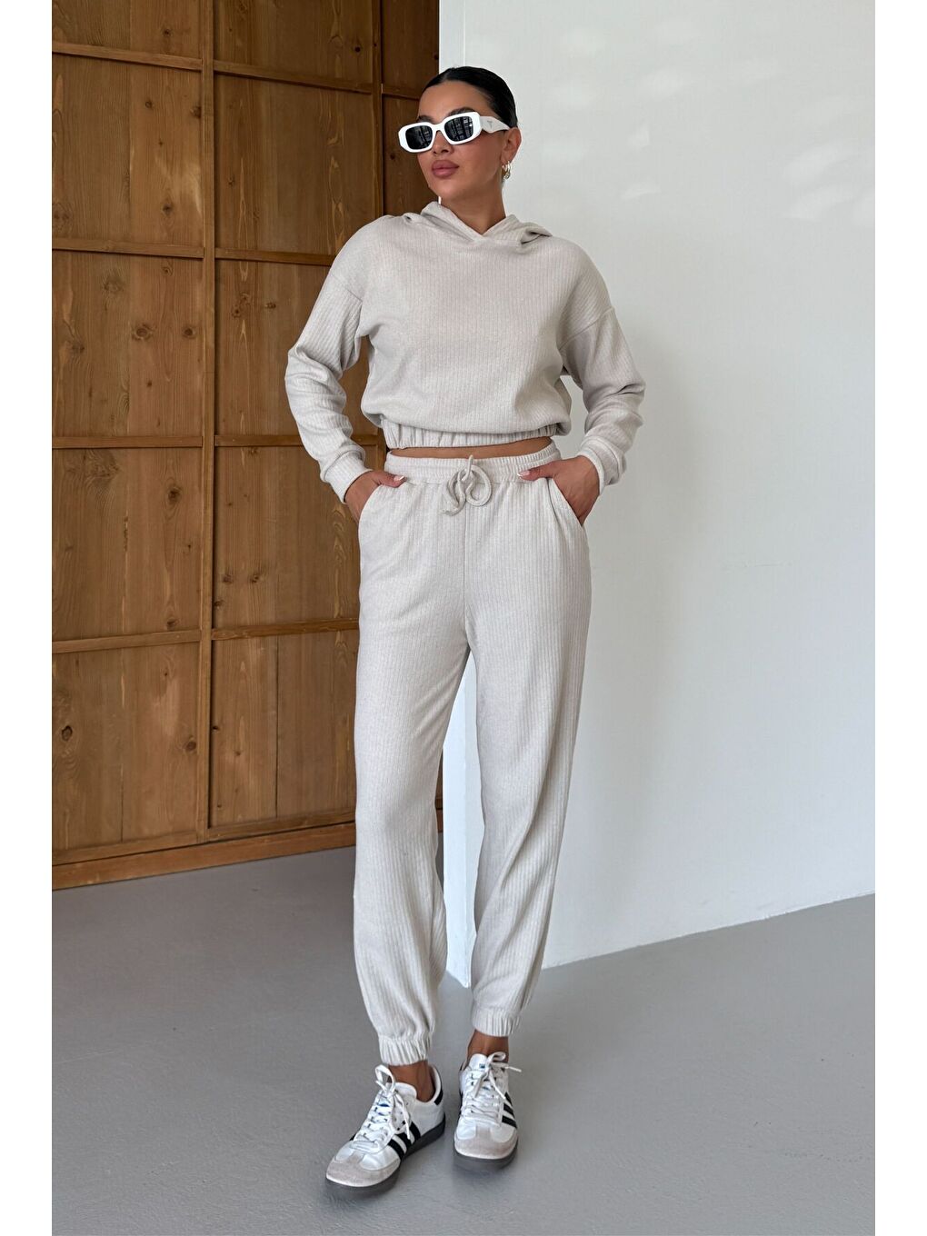 Kadın Bej Kapüşonlu Crop Fitilli Alt-Üst Takım-5