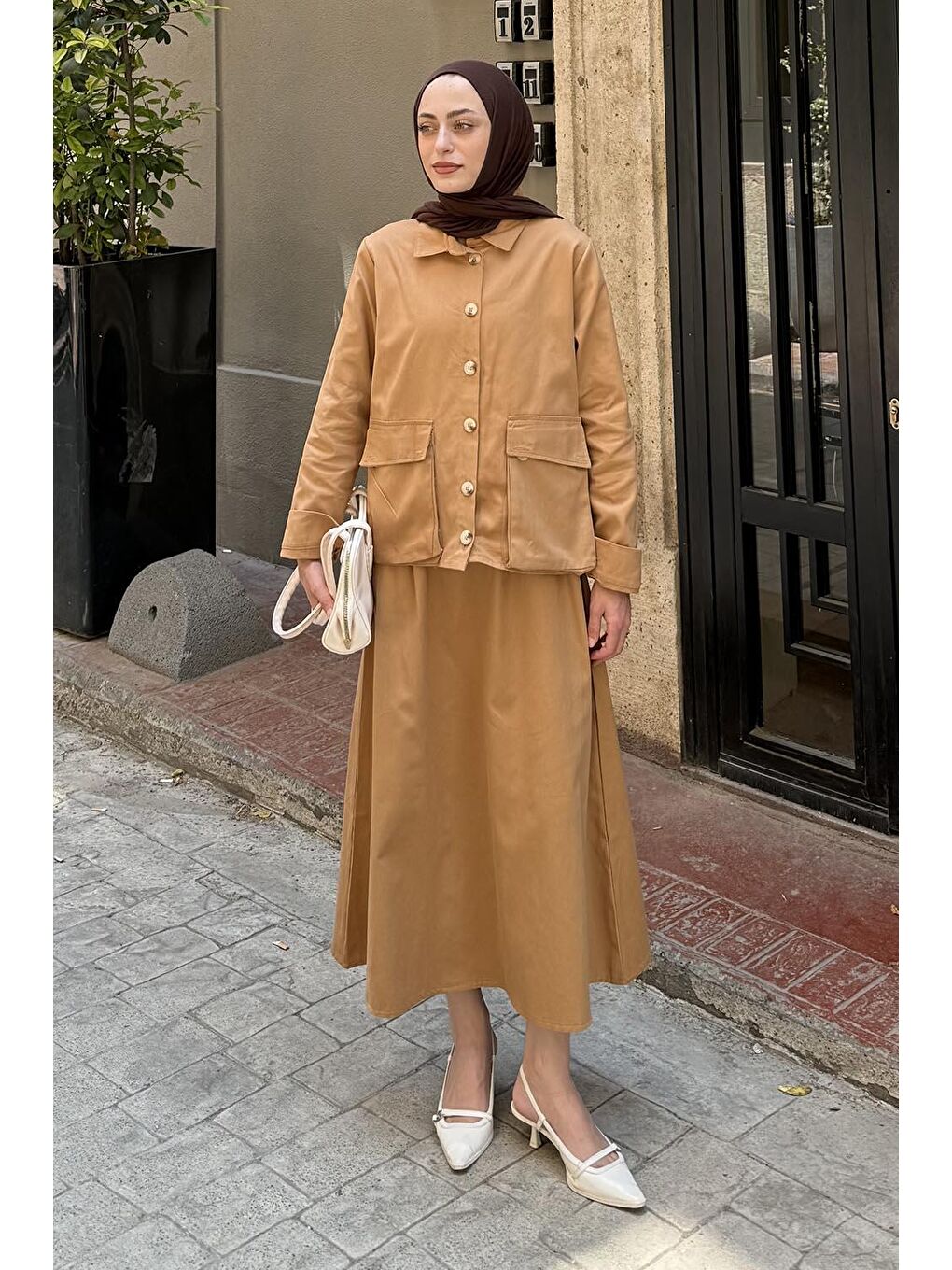 Kahverengi Cep Detaylı İkili Etek Tesettür Takım Camel