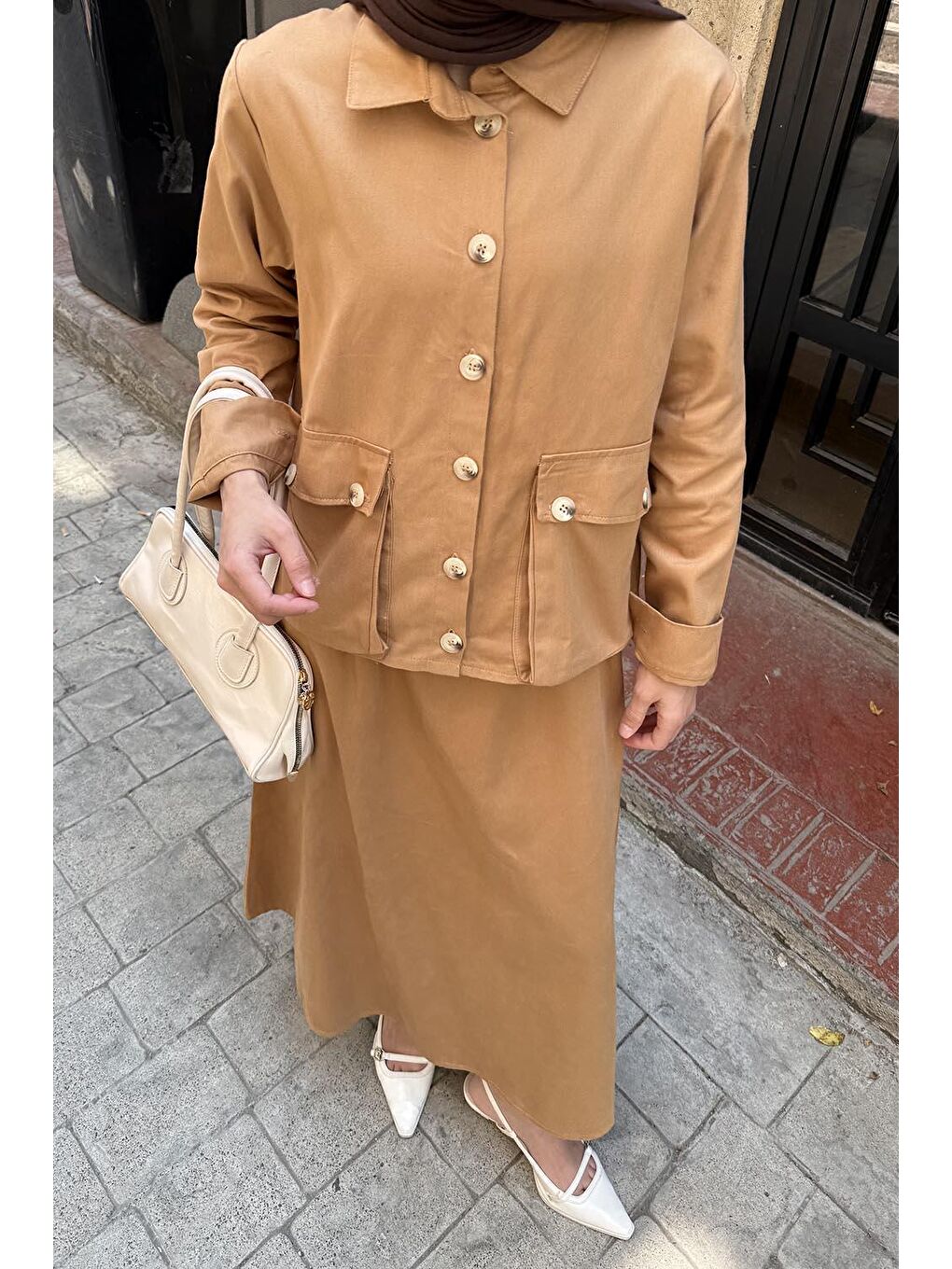 Kahverengi Cep Detaylı İkili Etek Tesettür Takım Camel-2