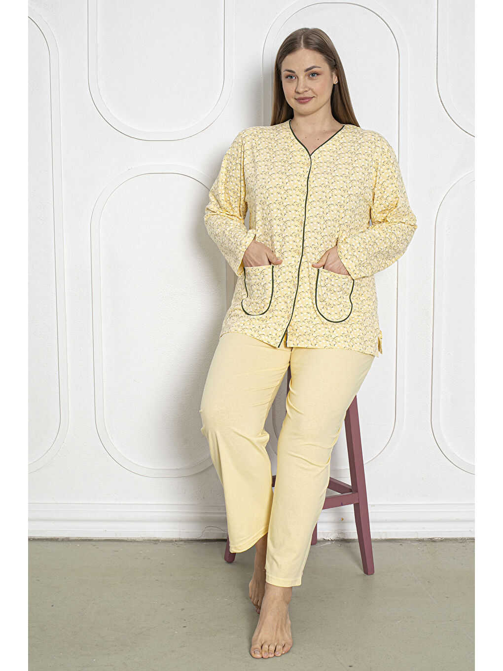 Sarı %100 Pamuklu Uzun Kollu Boydan Düğmeli Büyük Beden Kadın Pijama Takımı 206-3
