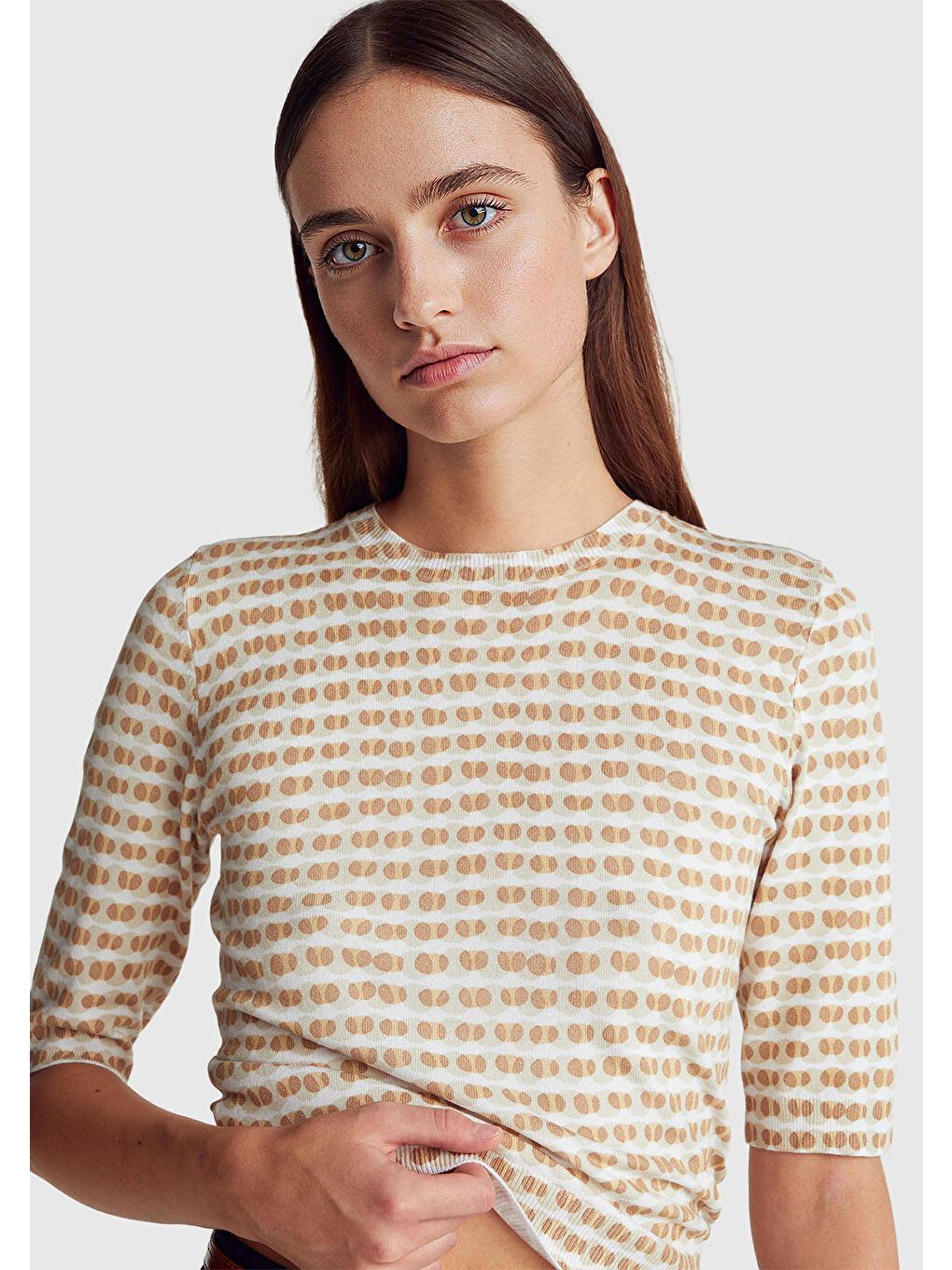 Ekru Kadın Krem Viskoz Karışımlı Desenli Bisiklet Yaka Kısa Kollu Kazak-4