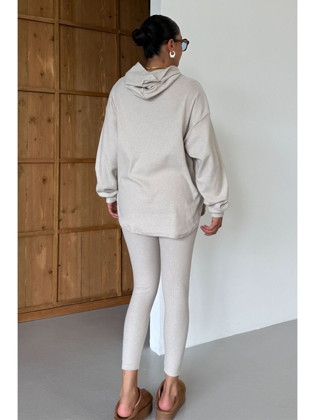 Kadın Bej Oval Bel Detay Fitilli Kapüşonlu Taytlı İnterlok Takım-3