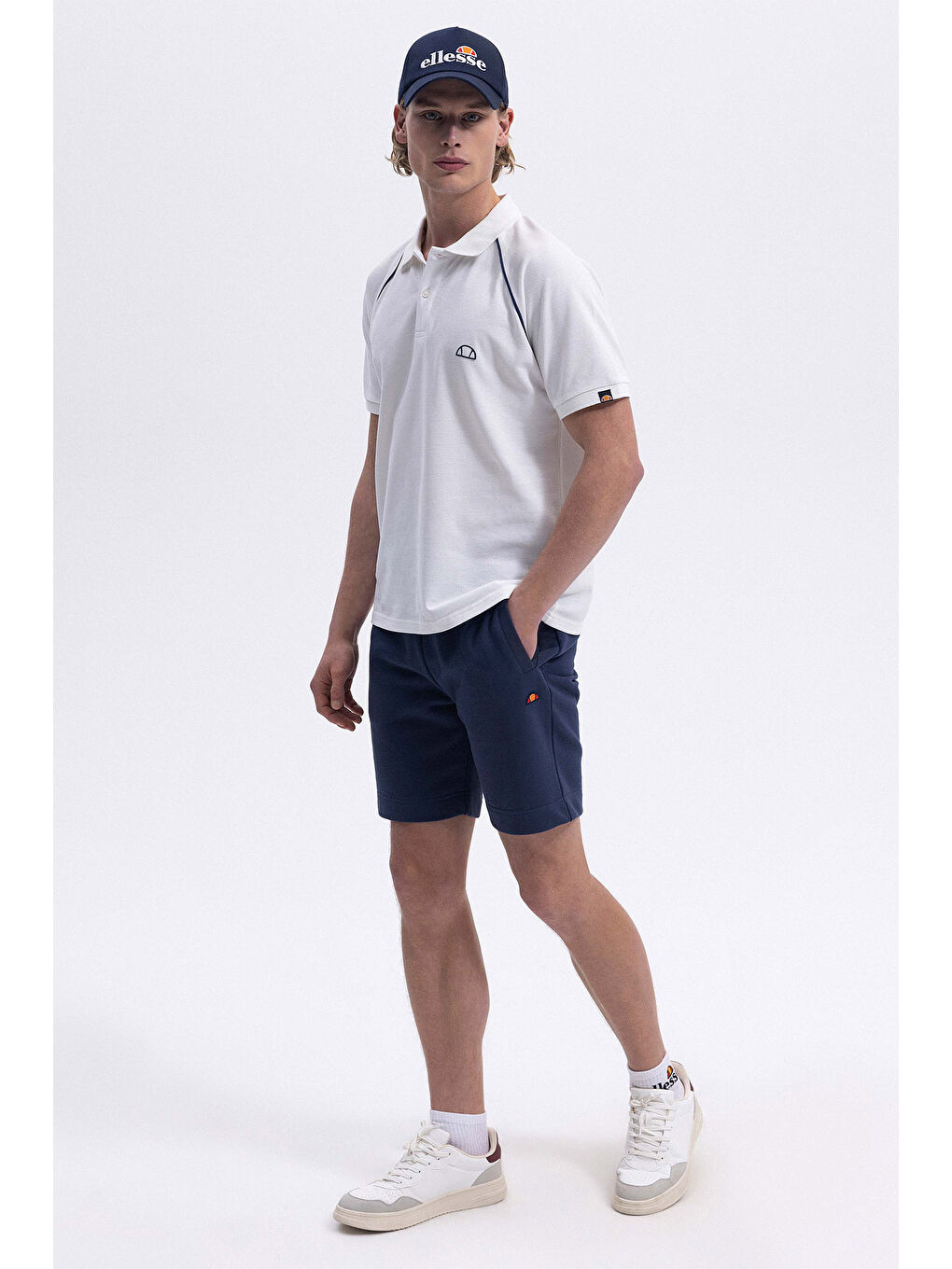 Beyaz Pamuklu Regular Fit Şerit Detaylı Düğmeli Polo Yaka T Shirt EM407-OF-2