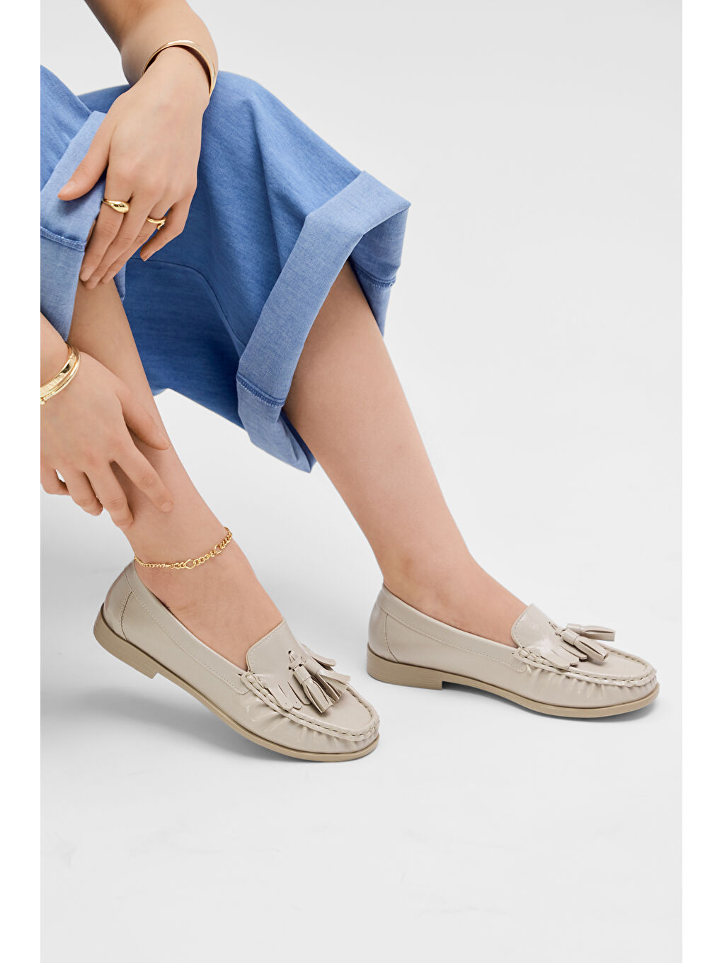 Kadın Bej Kadın Püskül Detaylı Rahat Kalıp Loafer Ayakkabı-2