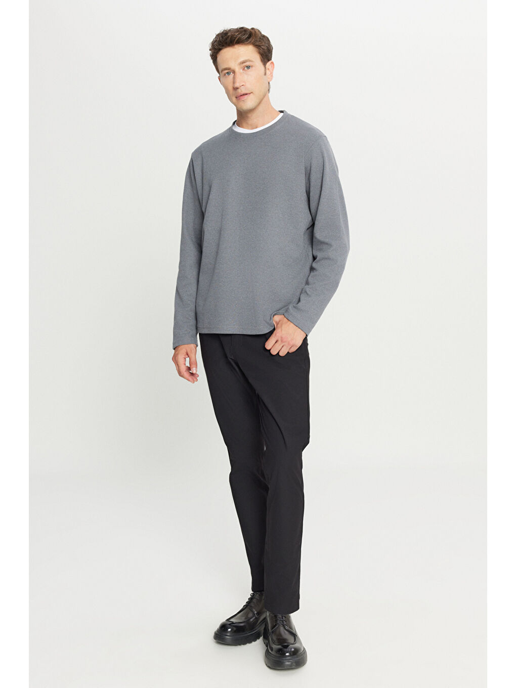 Erkek Gri Pamuklu Standart Fit Normal Kesim Bisiklet Yaka Sweatshirt-1