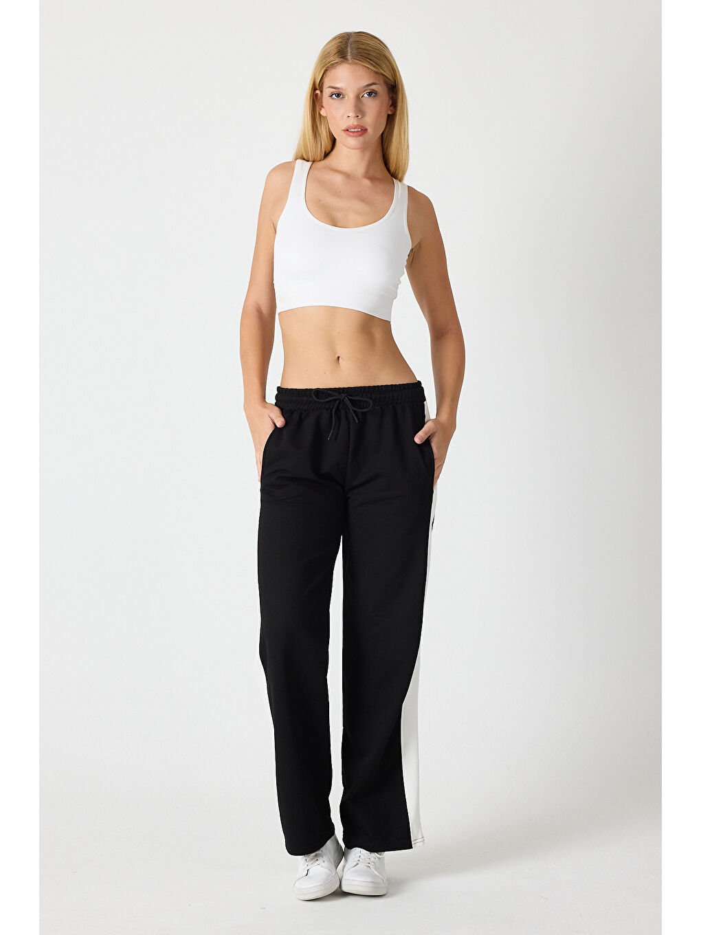 Siyah Kadın Yanı Şeritli Plazzo Pantolon 3000-3