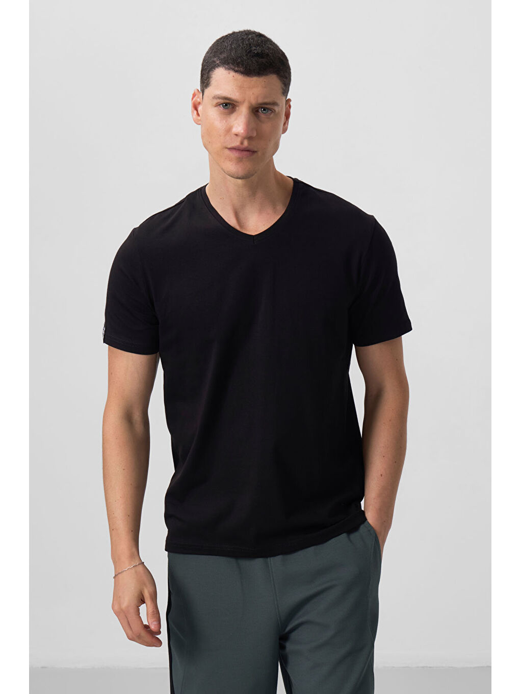 Standart Fit Basic V Yaka 3lü Paket Siyah-Beyaz-Petrol Erkek T-Shirt 87912-2