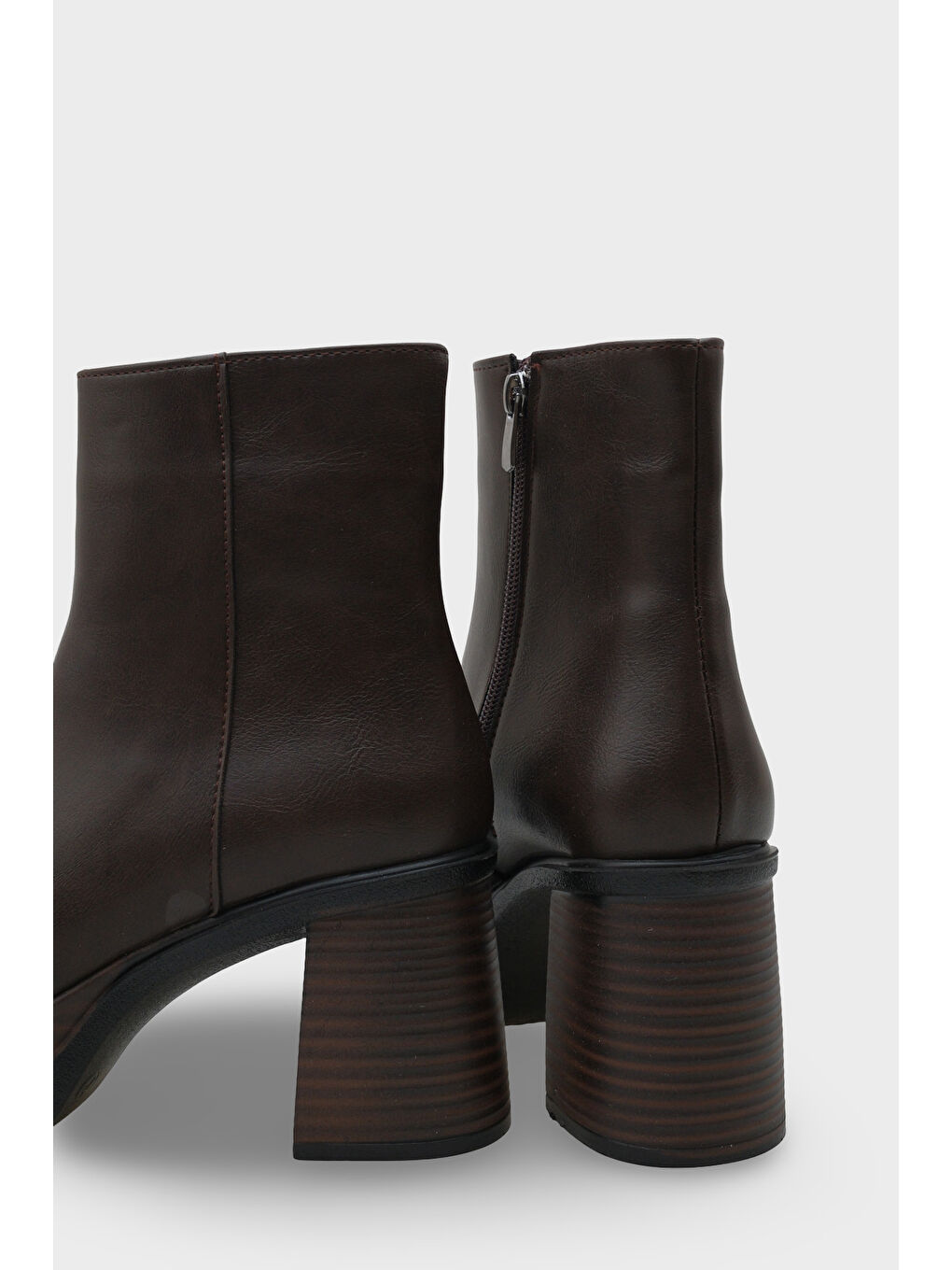 Kahverengi Sherry 1504 Yuvarlak Burunlu Yandan Fermuarlı Orta Topuklu Kadın Bot-3