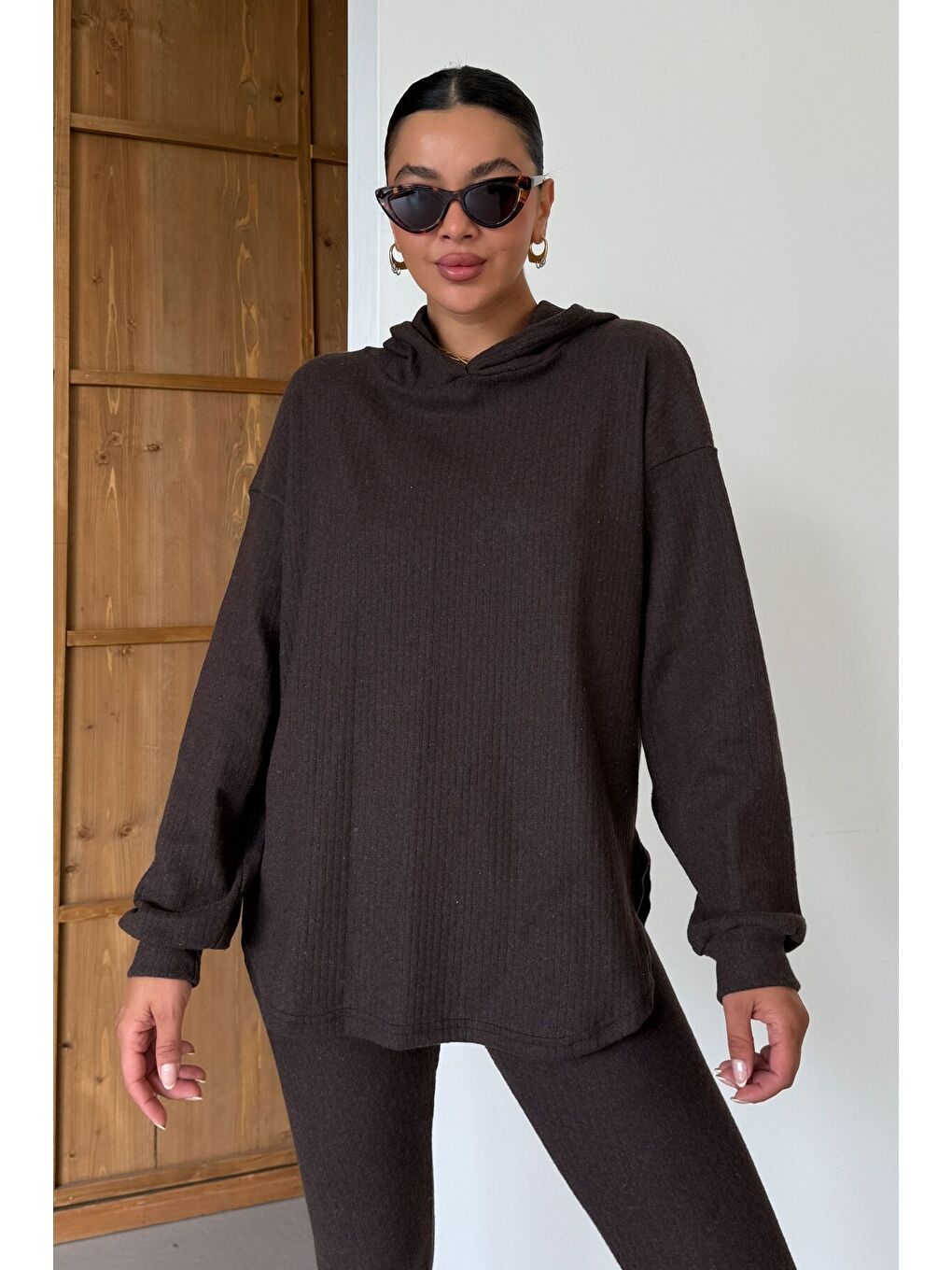 Kadın Kahverengi Oval Bel Detay Fitilli Kapüşonlu Taytlı İnterlok Takım-2