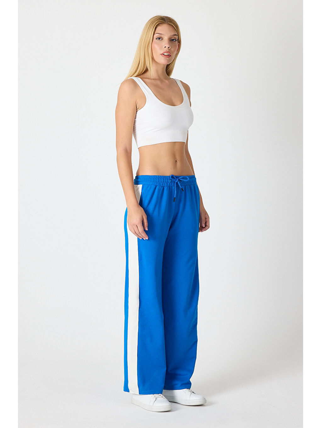 Mavi Kadın Yanı Şeritli Plazzo Pantolon 3000-1