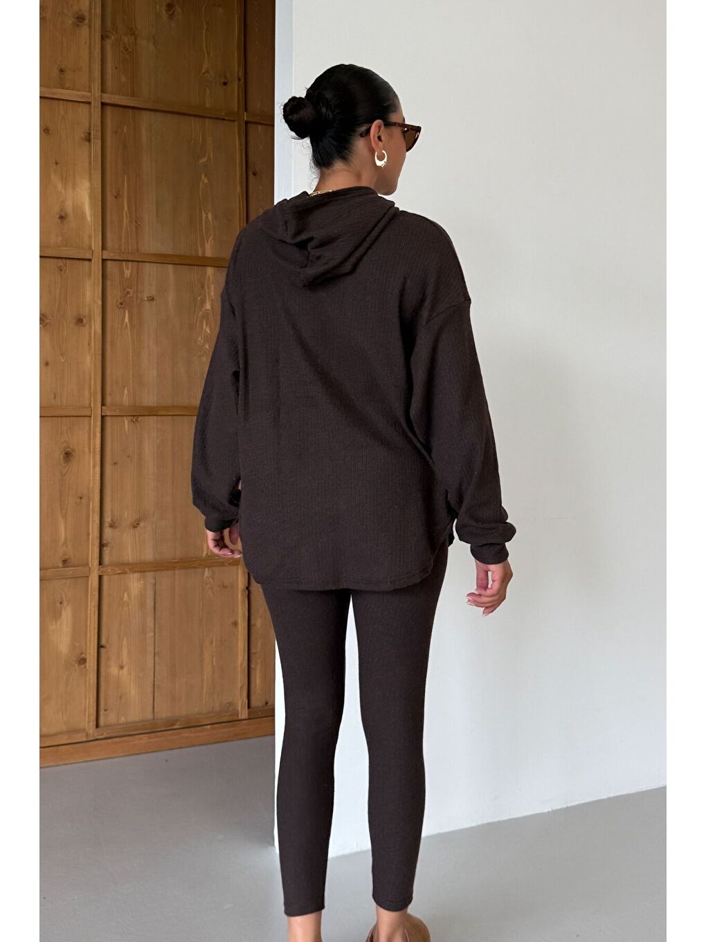 Kadın Kahverengi Oval Bel Detay Fitilli Kapüşonlu Taytlı İnterlok Takım-4