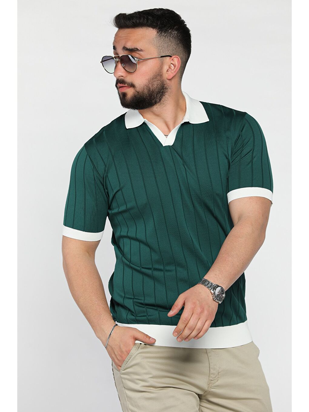 Yeşil Erkek Polo Yaka Kendinden Çizgi Desenli Renk Garnili Triko Tişört-1