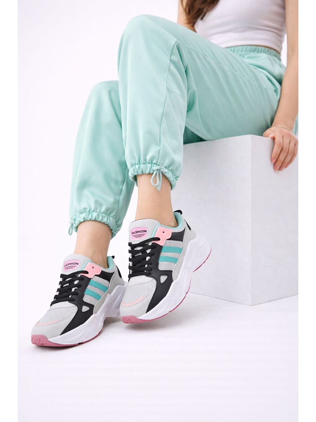 Gri Unısex Kalın Tabanlı Bağcıklı Rahat Sneaker Spor Ayakkabı –nefes Alabilen Yapı, Trend Model-1