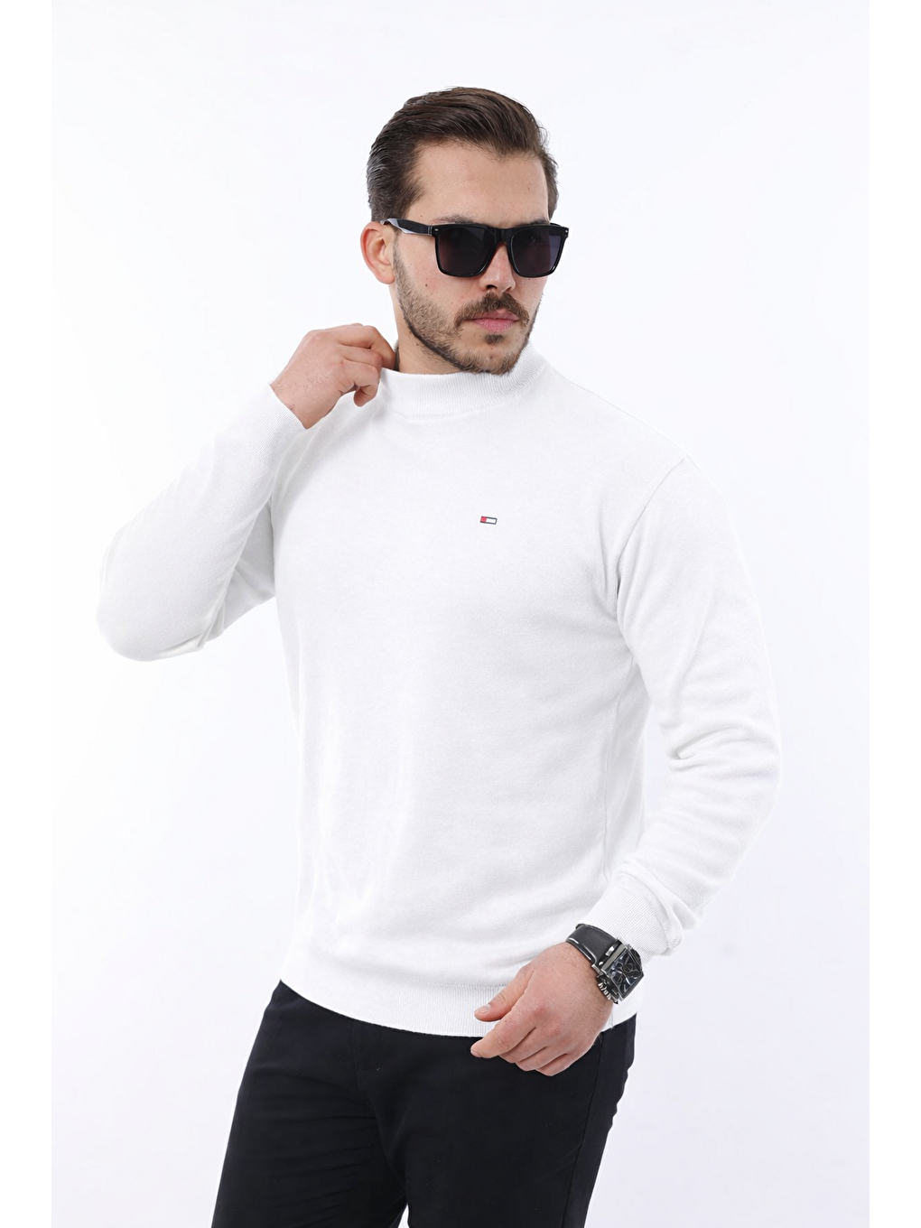 Erkek Yarım Balıkçı Yaka Günlük Beyaz Triko Kazak