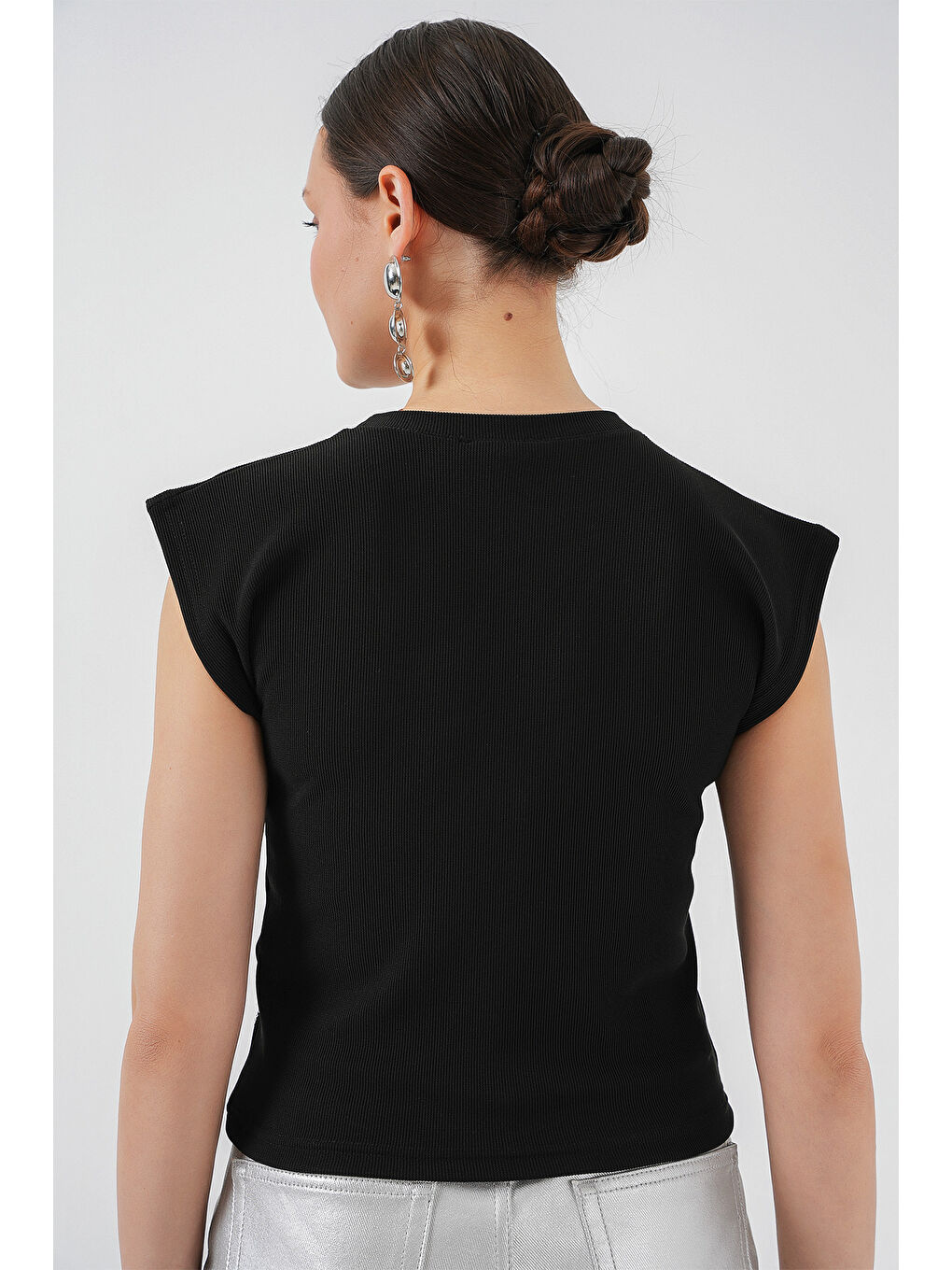 Kadın Sıfır Kol Taşlı Bluz 931 - Siyah-4