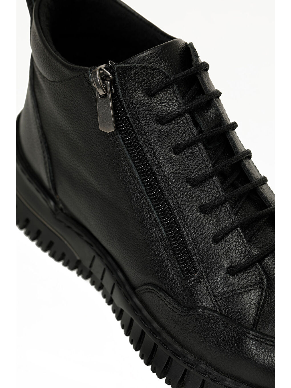 105331.Z5PR Siyah Kadın Düz Bot-6