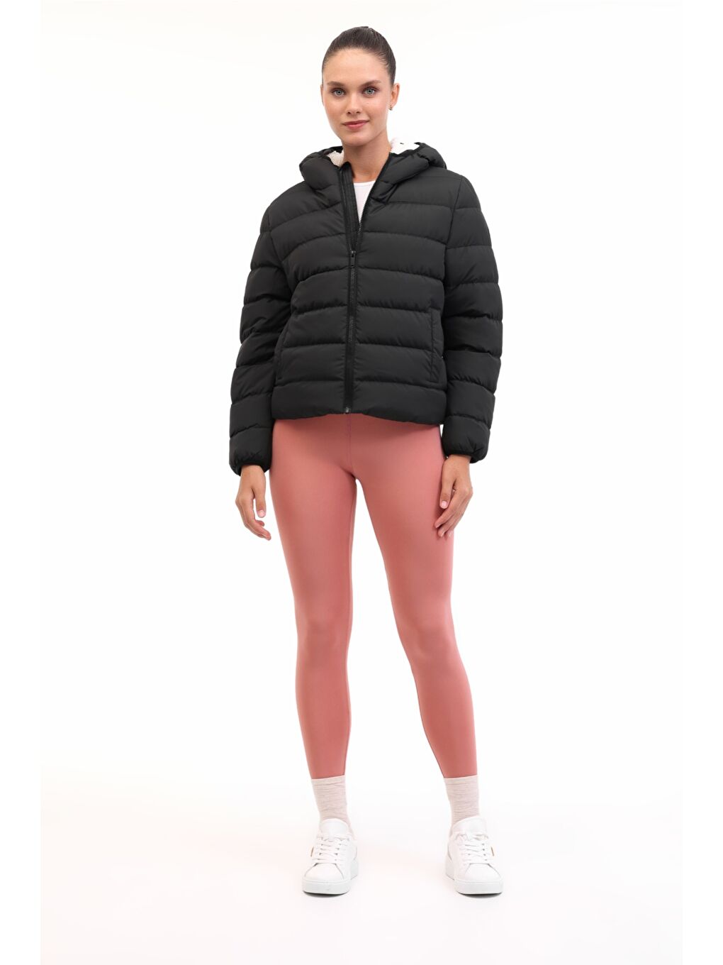 WL 2BRUKA-01 5PR Siyah Kadın Kısa Kaban-2