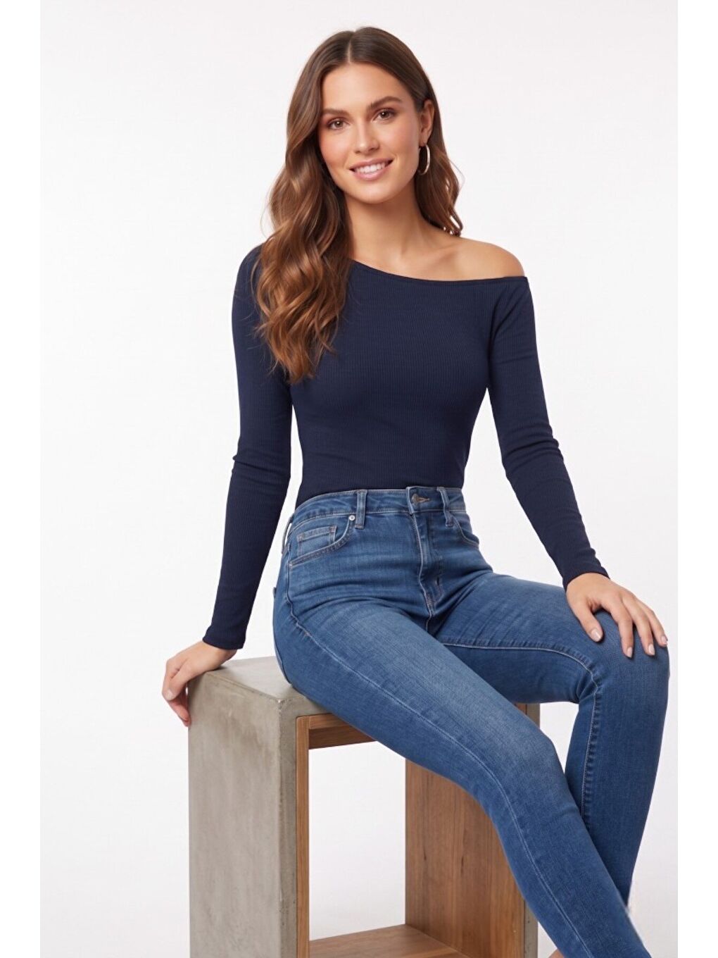 Lacivert Premium Soft Seri Vücuda Oturan Kayık Yaka Örme Bluz-1