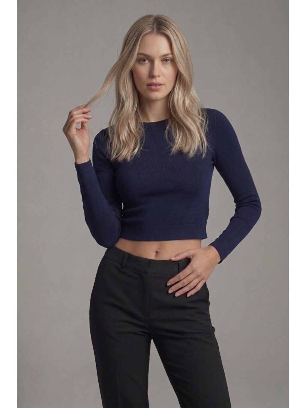 Lacivert Premium Yumuşak Dokulu Esnek Örme Bisiklet Yaka Crop Bluz