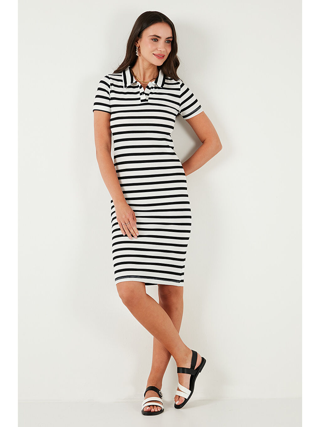 Beyaz Streç Slim Fit Düğmeli Polo Yaka Kısa Kollu Mini Boy Çizgili Kadın Elbise 5866167-2