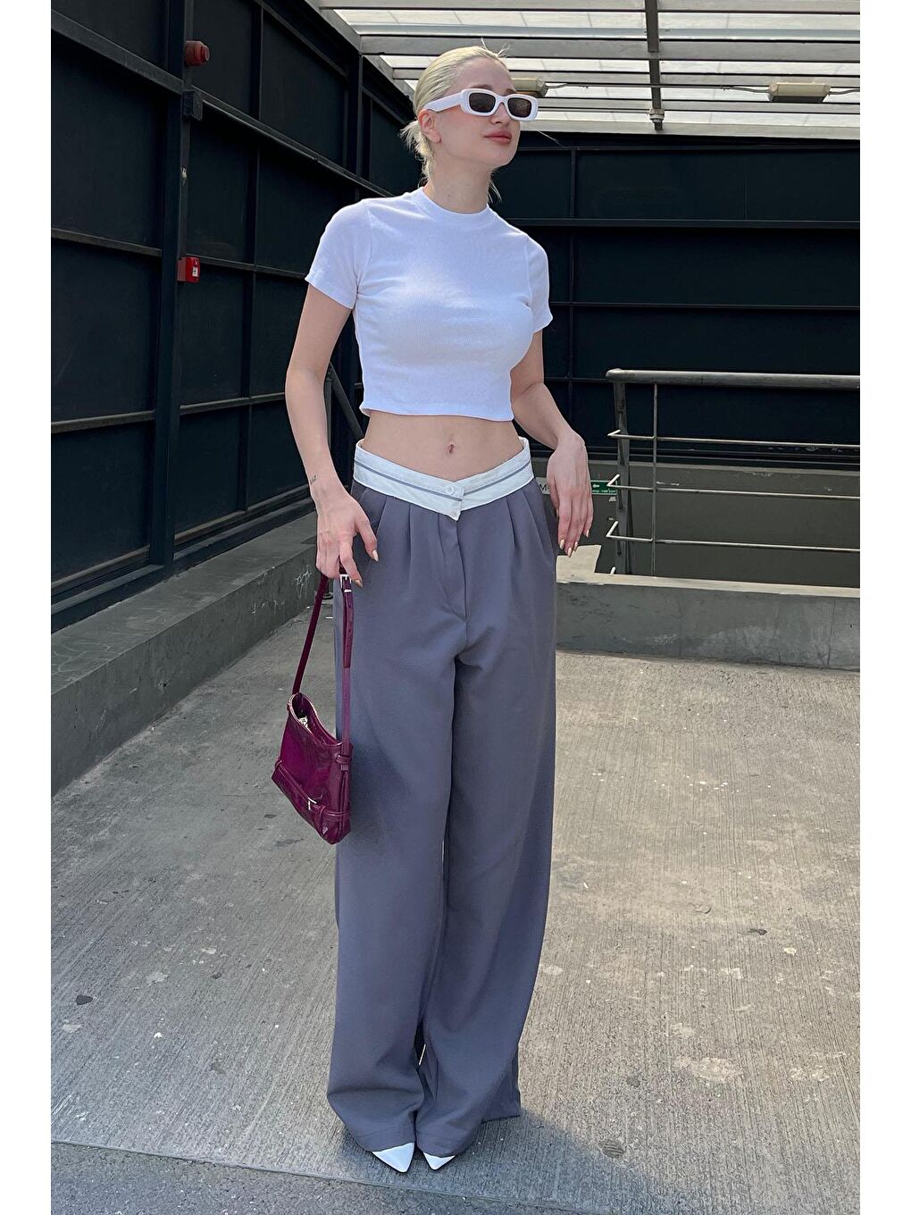 Koyu Gri Kemer Detaylı Bol Paça Pantolon Mg1834-2