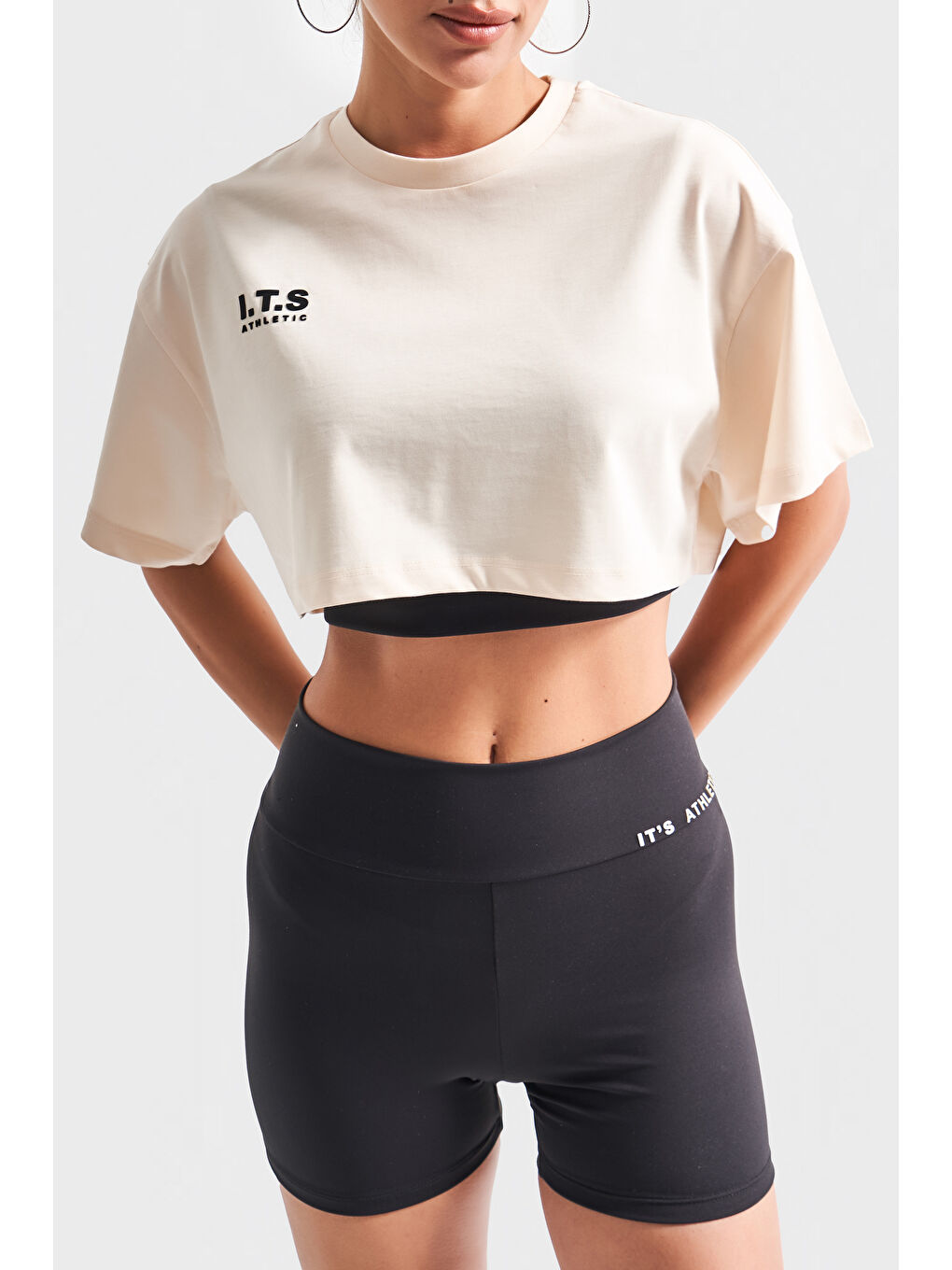 Kadın Siyah Ekru Renk Tayt Sporcu Sütyeni T-Shirt Süper Esnek 3'lü Set Birlikte Takım