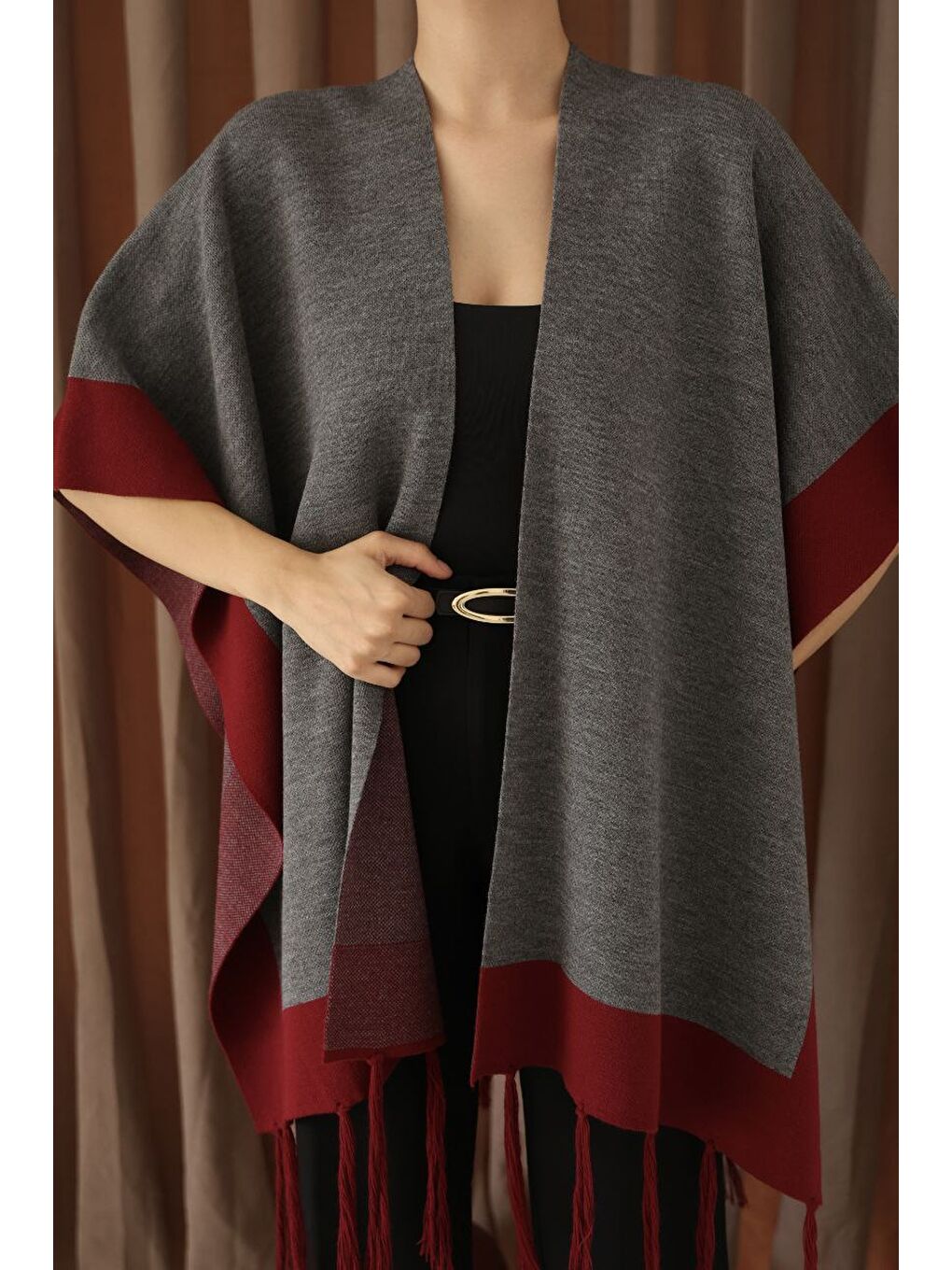 Gri Püsküllü Renk Bloklu Kışlık Triko Panço-4