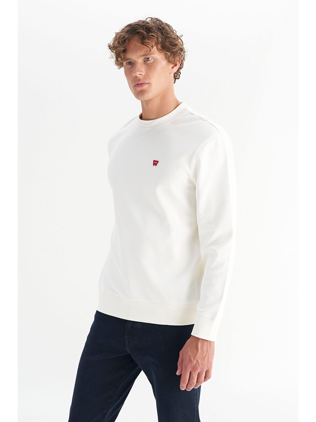 Beyaz Pamuklu Regular Fit Normal Kesim Bisiklet Yaka Logo Detaylı Sweatshirt-2