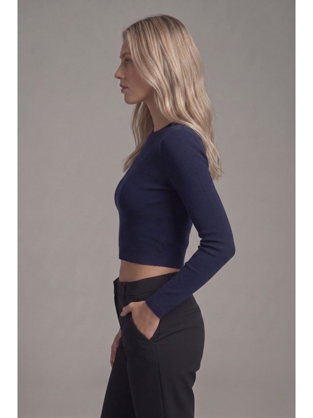 Lacivert Premium Yumuşak Dokulu Esnek Örme Bisiklet Yaka Crop Bluz-1