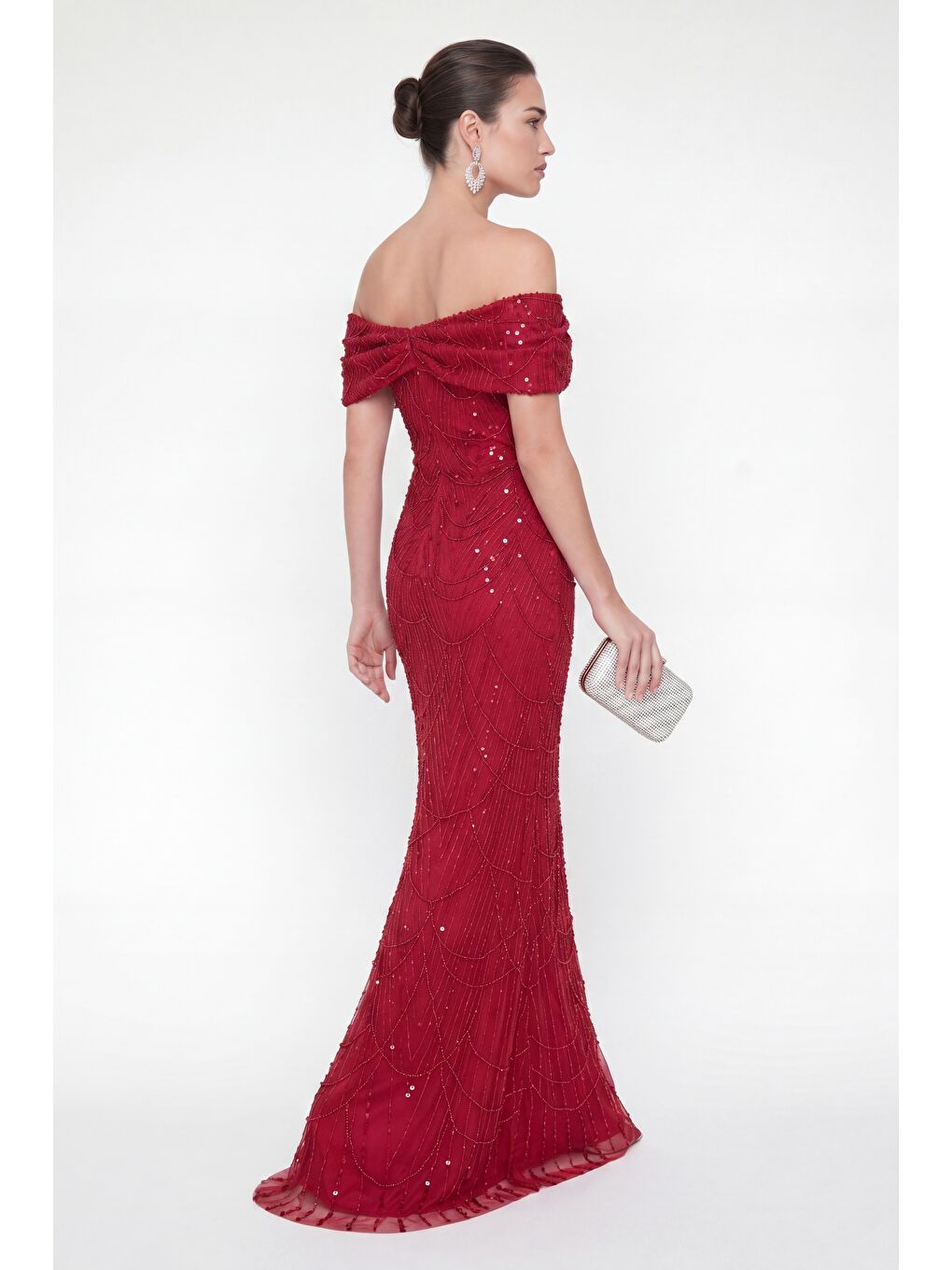 Kadın Kırmızı Kayık Yaka Boncuklu Uzun Balık Abiye Elbise-5