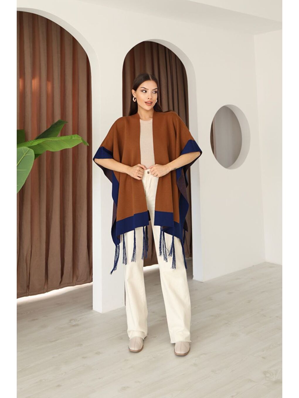 Kahverengi Kahve Püsküllü Renk Bloklu Kışlık Triko Panço-4