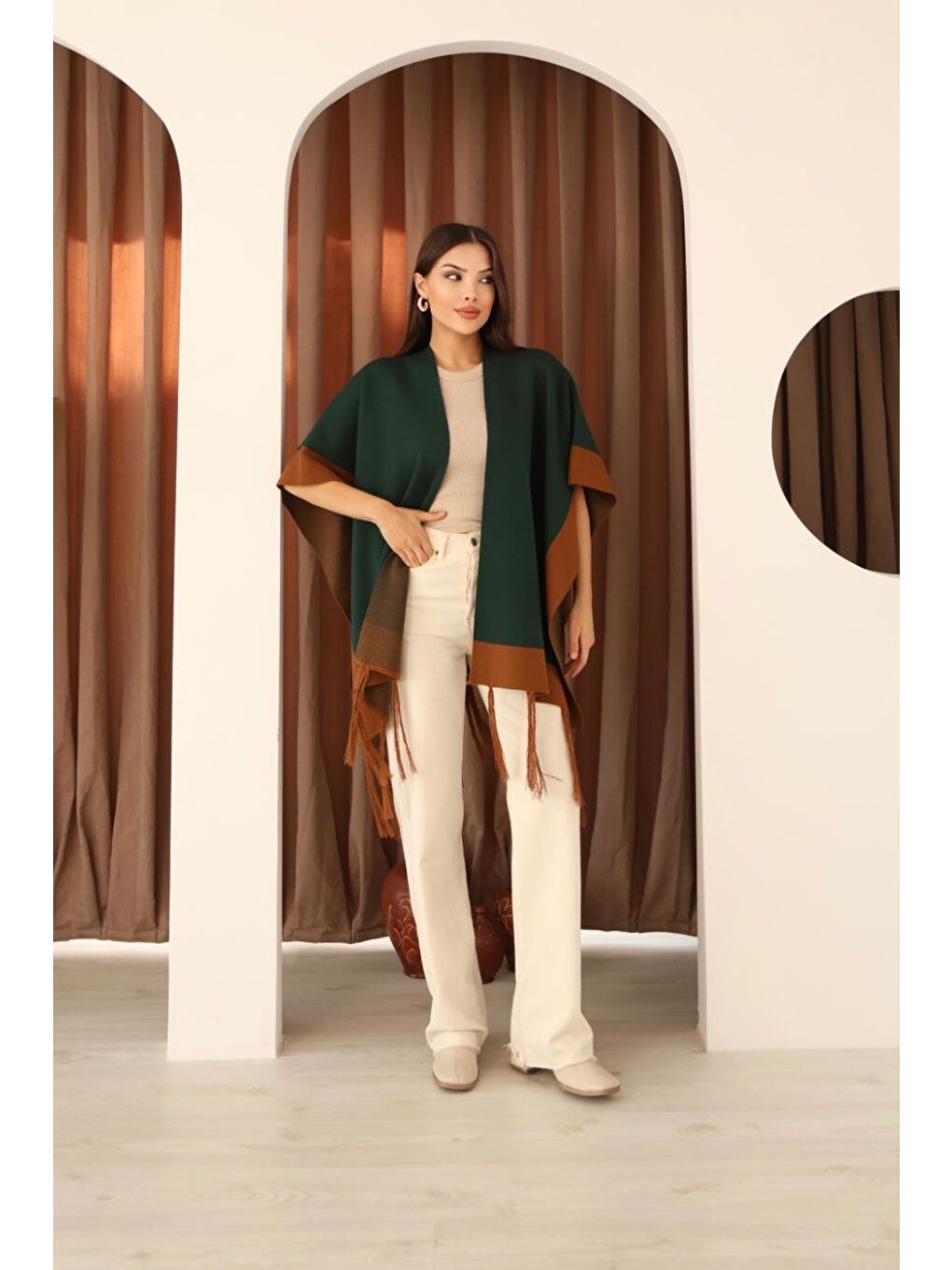 Yeşil Püsküllü Renk Bloklu Kışlık Triko Panço-3