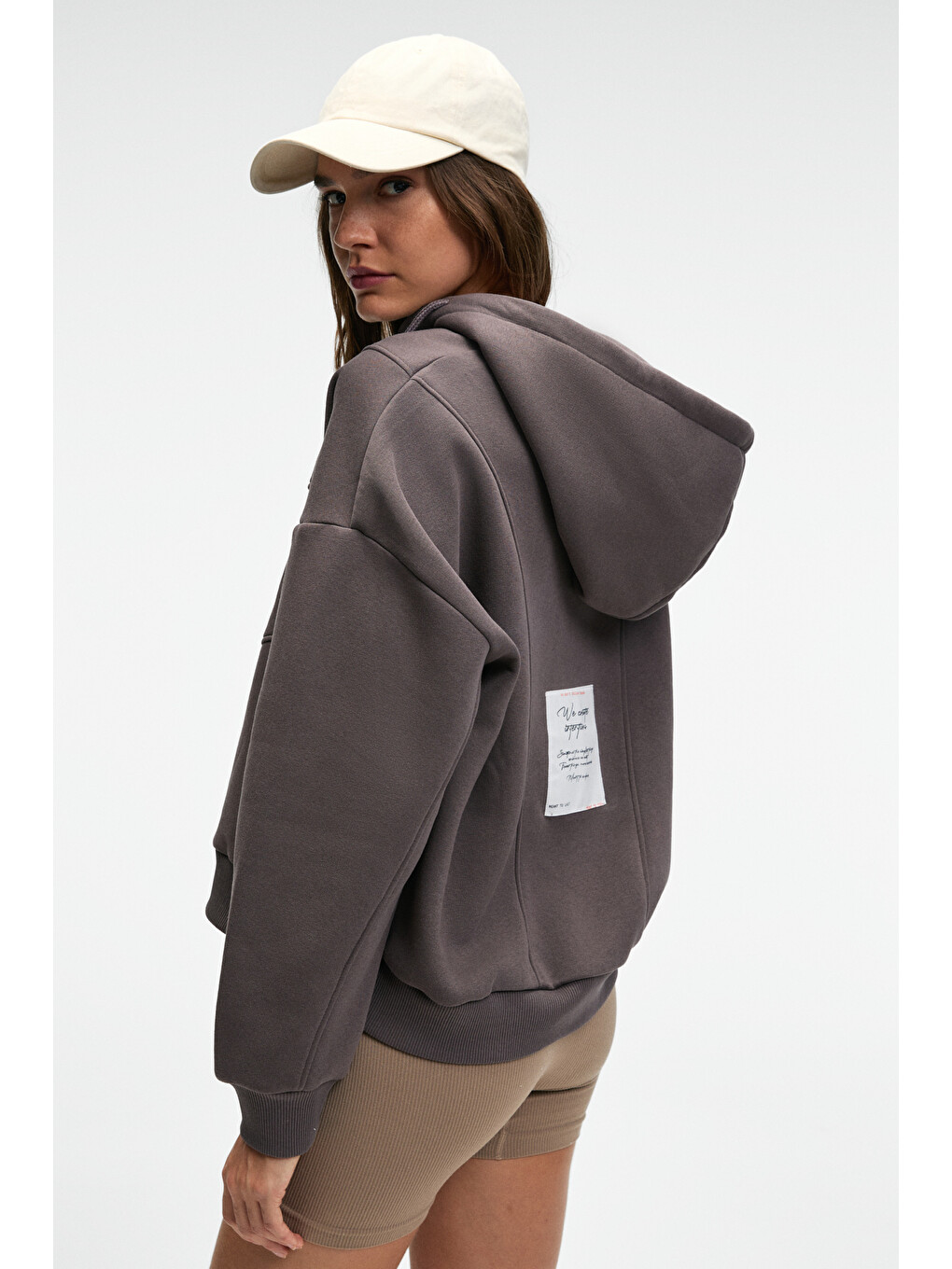 Vyselle Kadın Önü Kesikli Metal Fermuarlı Kapüşonlu Etiket Detaylı Oversize Antrasit Sweatshirt-1