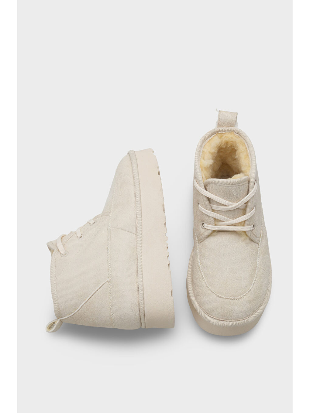 Bej Madeline Kalın Tabanlı Yuvarlak Burunlu Bağcıklı Kürklü Kadın Bot-6