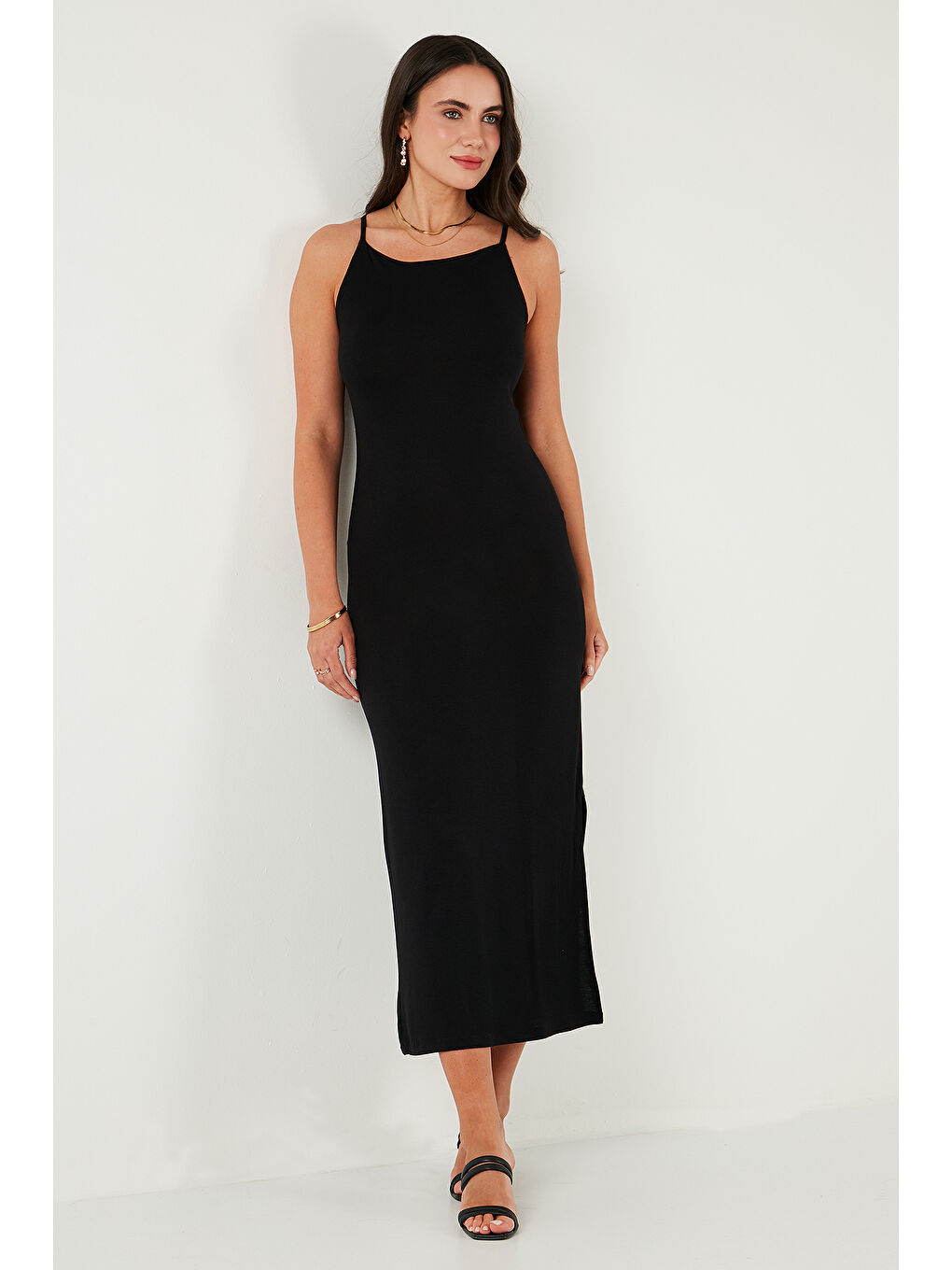 Siyah Slim Fit Yırtmaç Detaylı Midi Boy Kadın Elbise 5866224-3