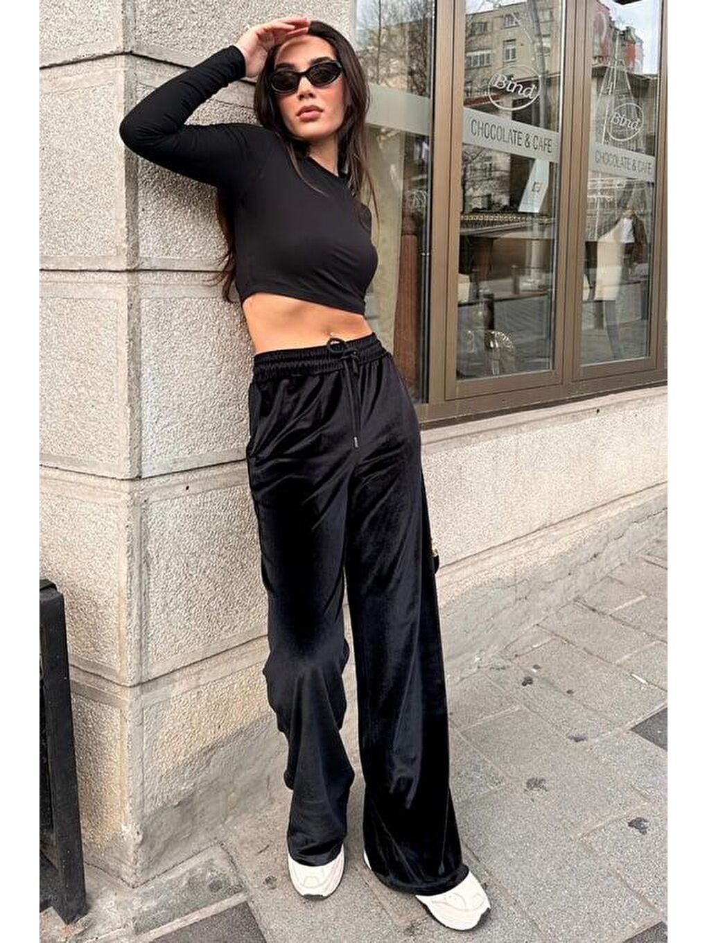 Koyu Siyah Bol Paça Kadife Pantolon Mg2283-4