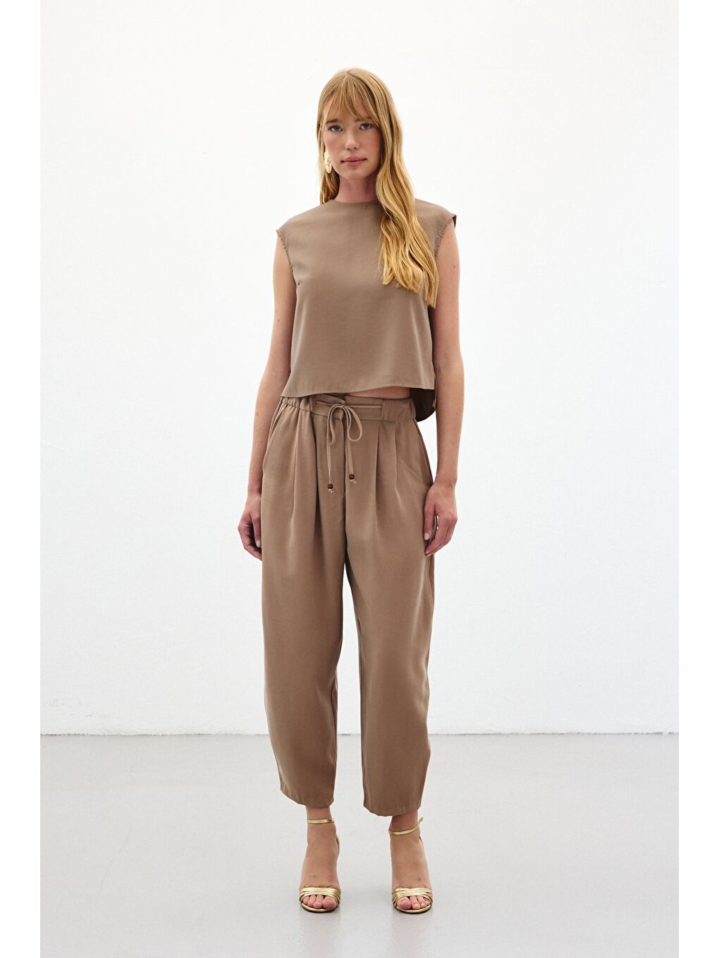 Bej Şalvar Kesim Pantolon - Vizon-1