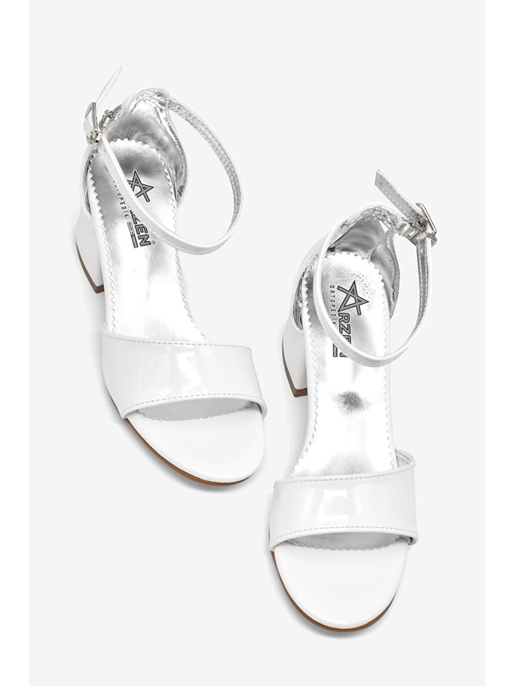 Kız Çocuk Beyaz Rugan Çocuk Topuklu Ayakkabı-3