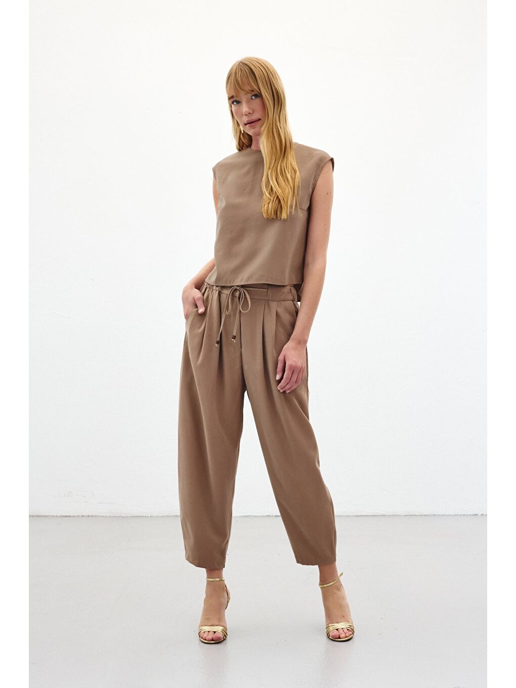 Bej Şalvar Kesim Pantolon - Vizon-2