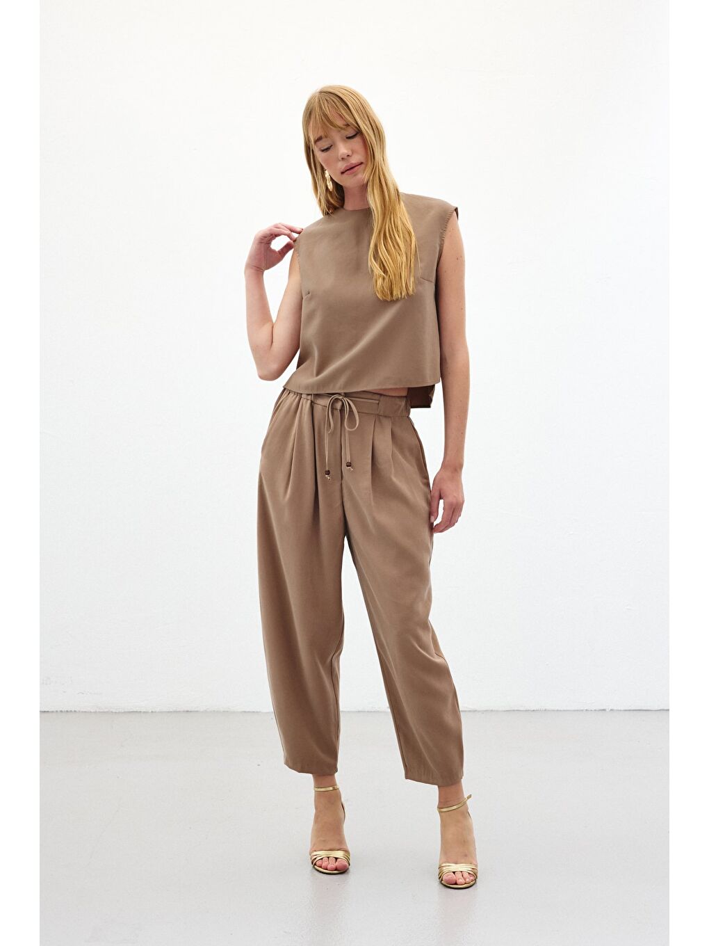 Bej Şalvar Kesim Pantolon - Vizon-4