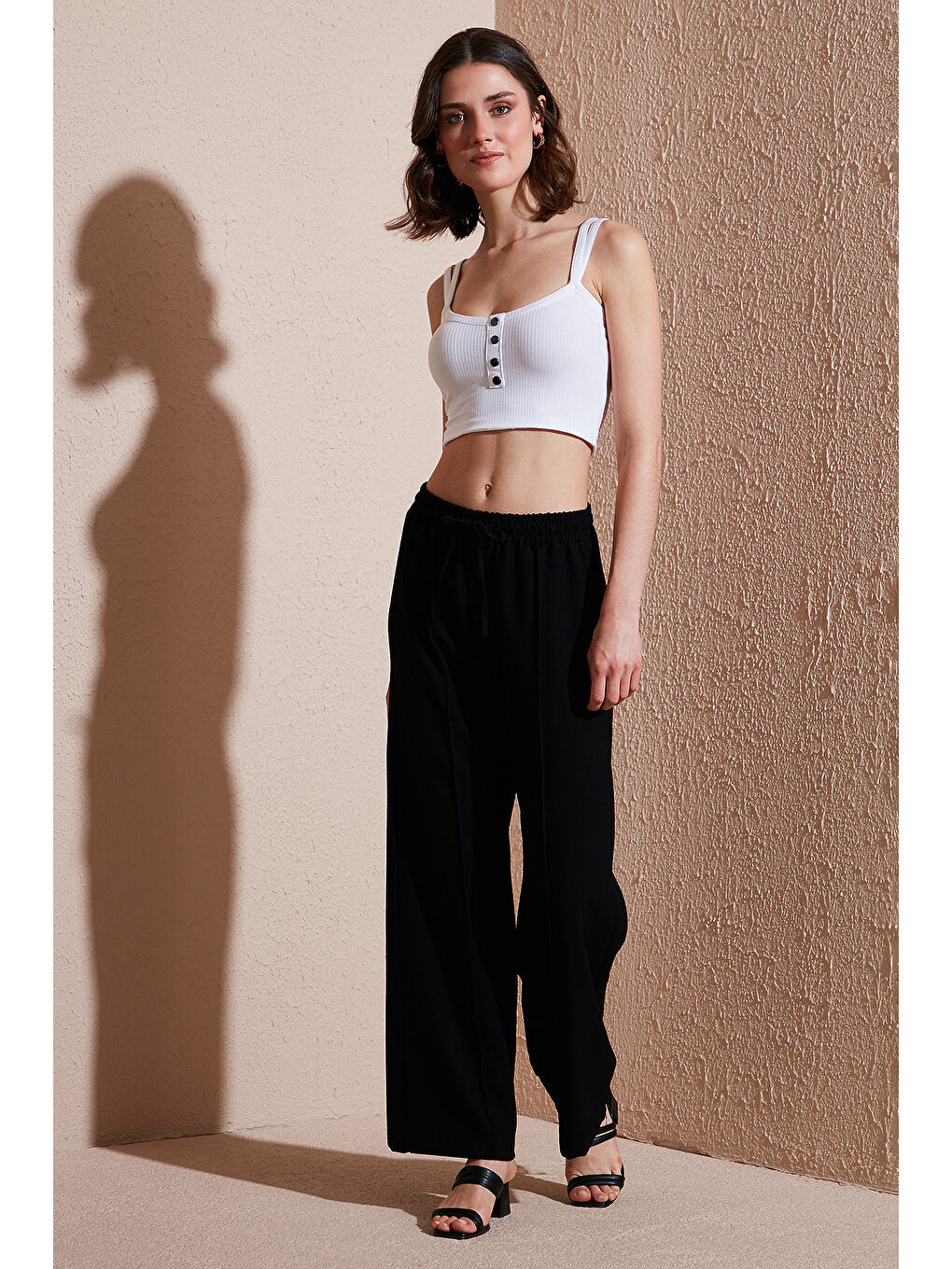 Siyah Eşofman Çimalı Regular Fit Normal Bel Geniş Paça Kadın Eşofman Altı 5866260-1