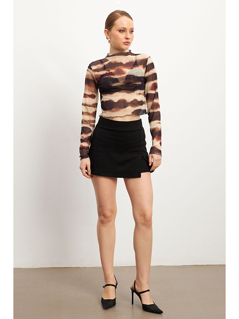 Karışık Kadın Yuvarlak Yak KARIŞIK Desenli Uzun Kollu Tül Bluz-1