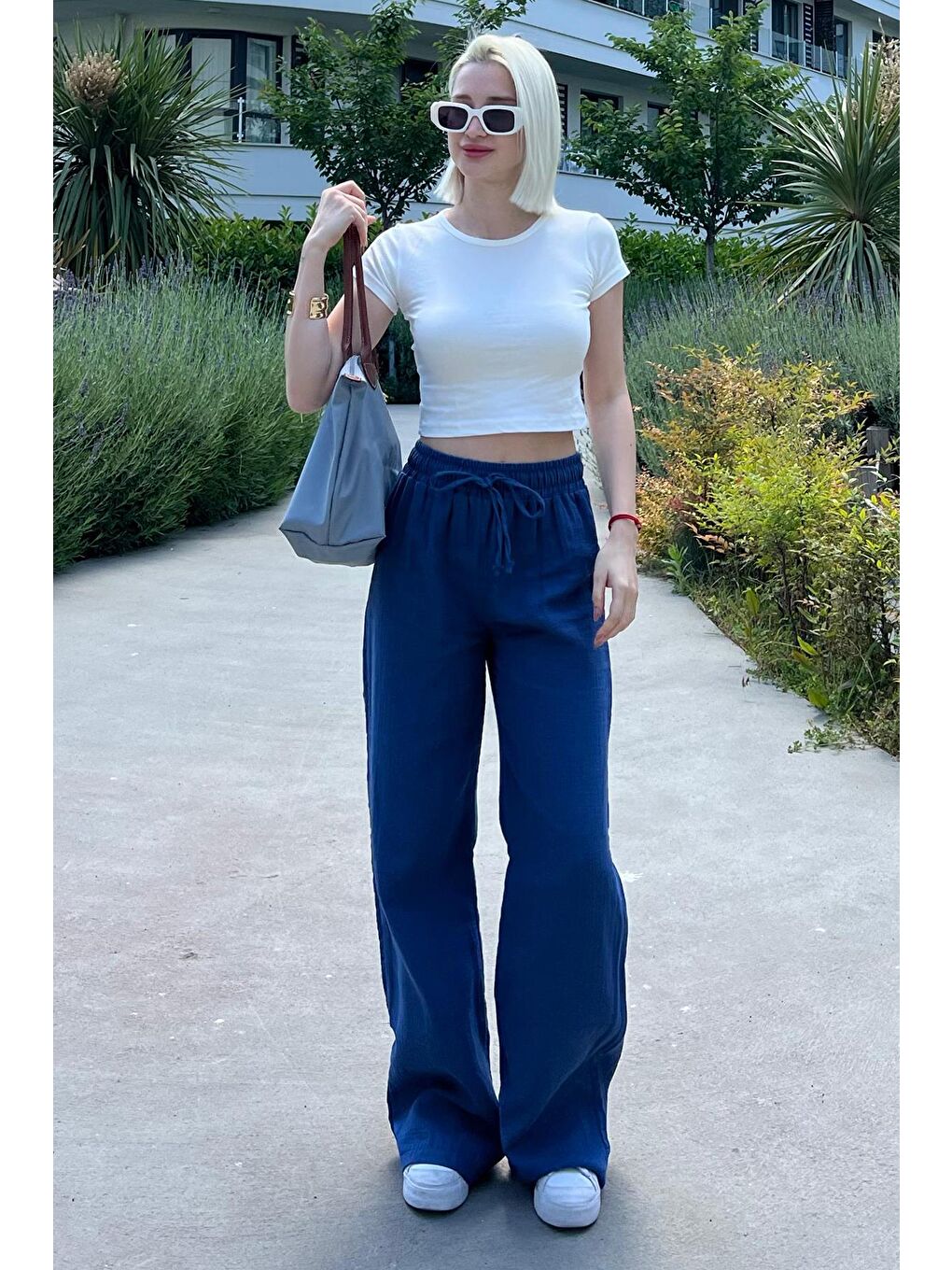 Koyu Mavi Bol Paça Müslin Kadın Pantolon Mg1980-4