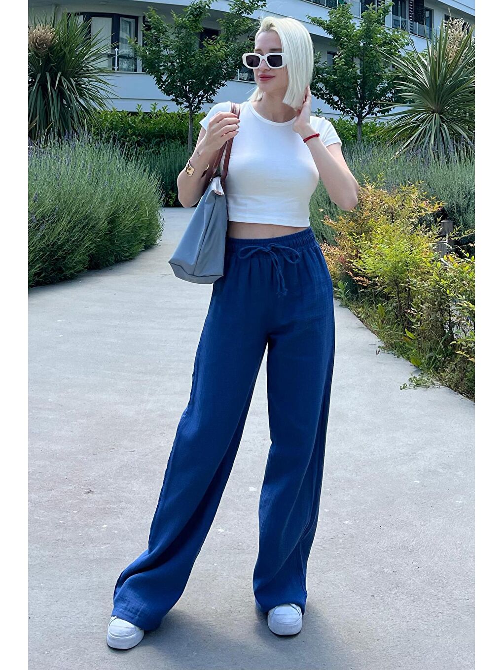 Koyu Mavi Bol Paça Müslin Kadın Pantolon Mg1980-7