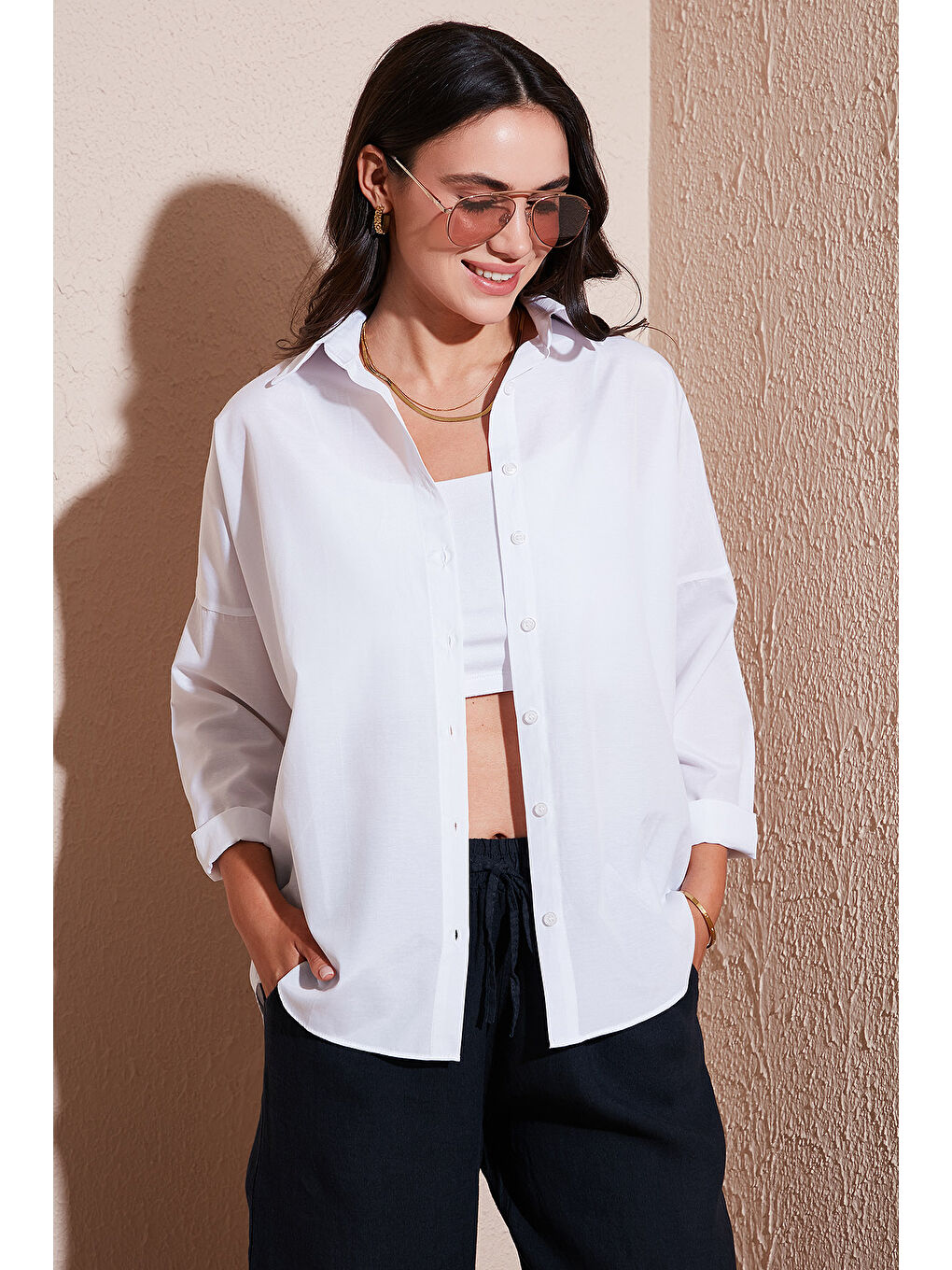Beyaz Pamuk Karışımlı Regular Fit Kadın Gömlek 6772418
