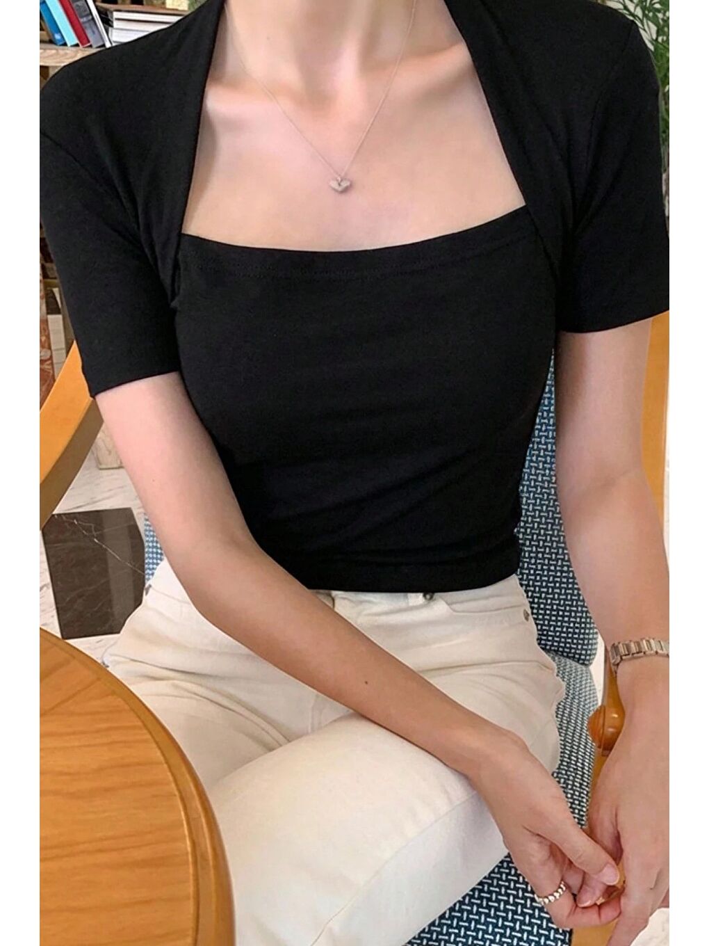 Siyah Kadın Haki Kuğu Yaka Slim Kısa Kollu Fit Crop Bluz-1