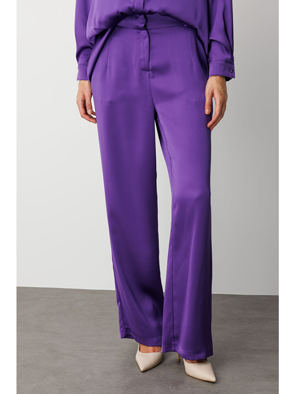 Geniş Paça Mor Saten Pantolon-1
