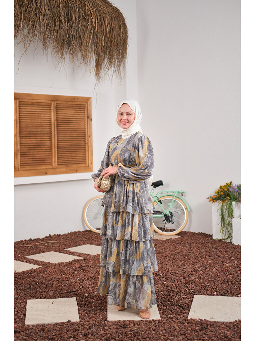 Gri Kadın Kat Kat Detay Kuşaklı Astarlı Şifon Elbise Füme-1